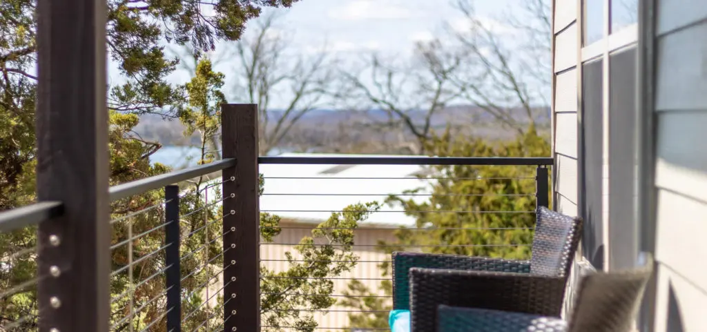 8d7a7f_3991a2f1360c4046b60f2b9327a37a95mv2