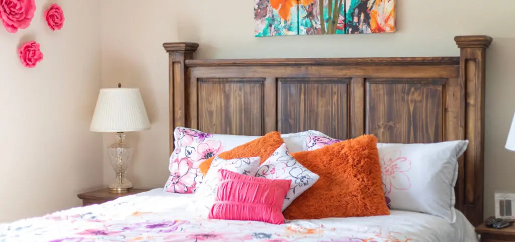 8d7a7f_576b5625513643a8b0af1062e0c3a259mv2